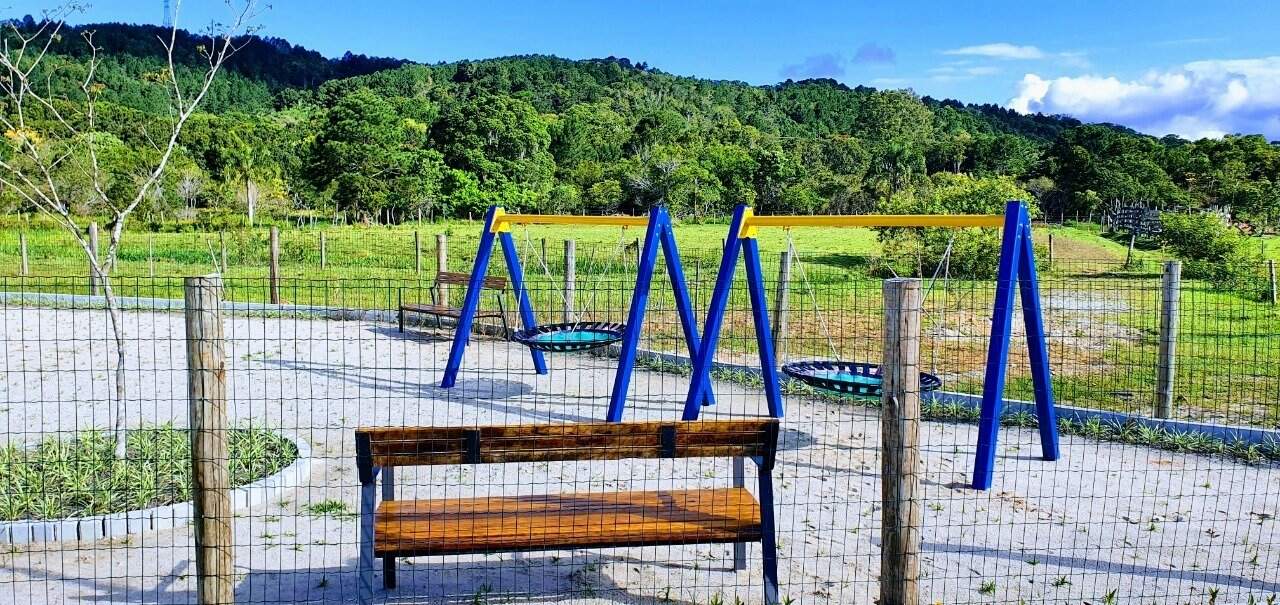 Terreno à venda no Canasvieiras: 