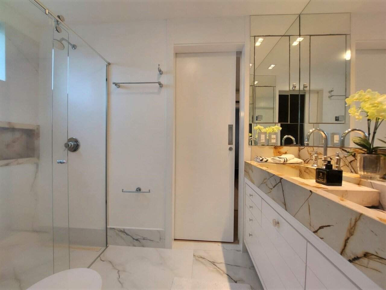 Apartamento à venda no Agronomica: