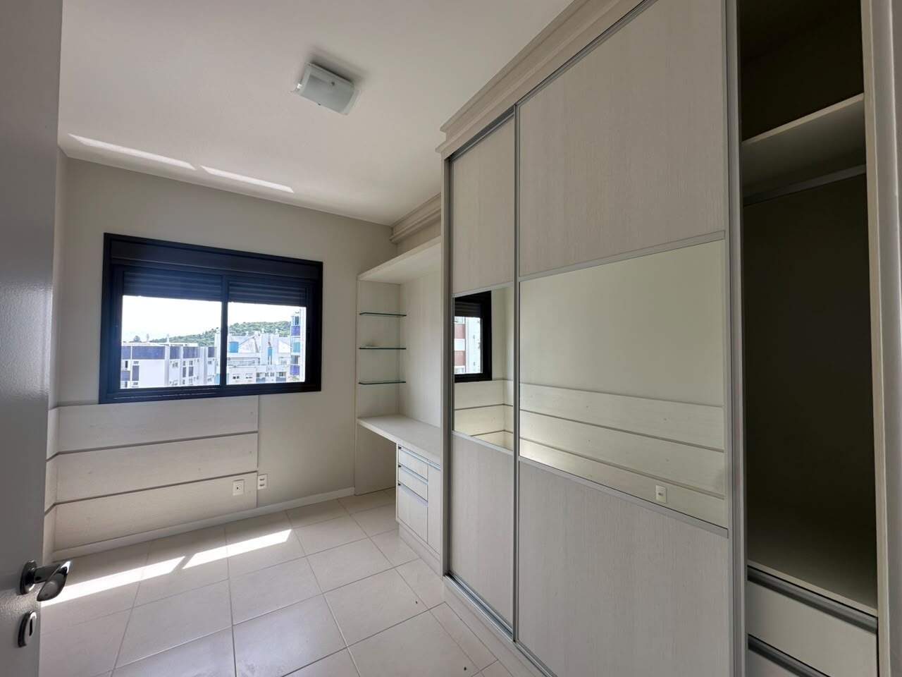 Apartamento para aluguel no Itacorubi: 