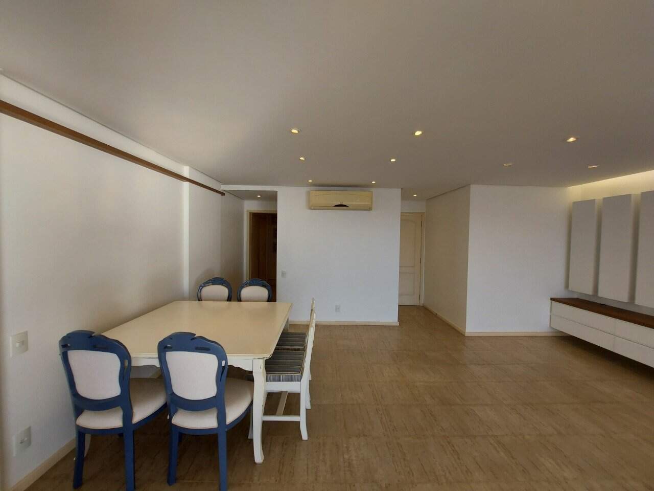 Apartamento à venda no Agronomica: