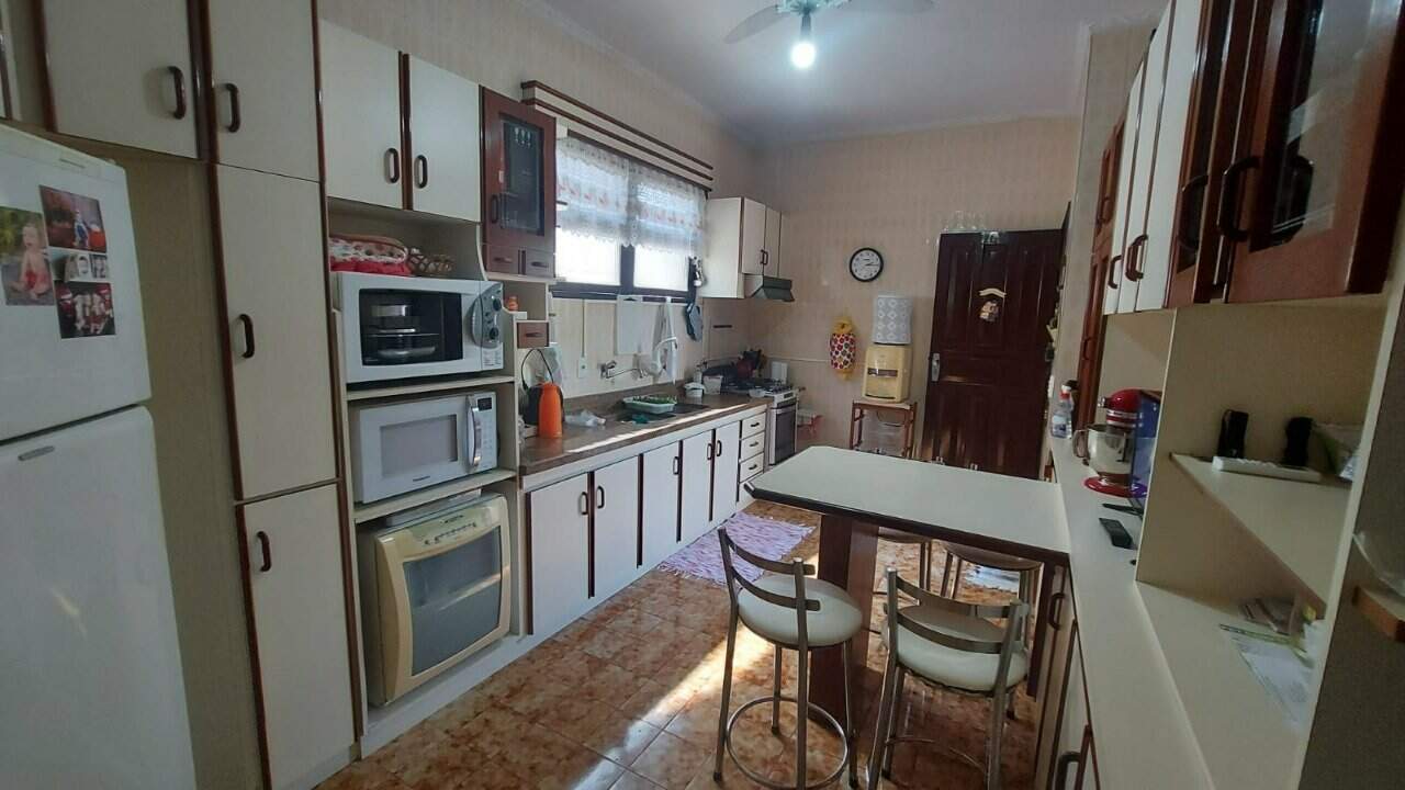 Casa à venda no PRAIA COMPRIDA: 