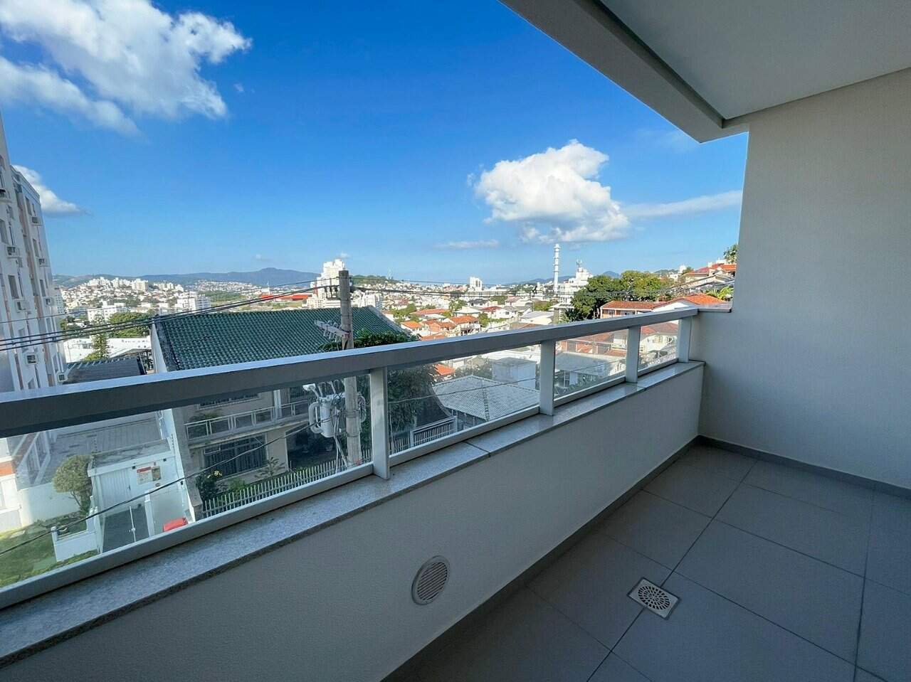 Apartamento à venda no Capoeiras: 