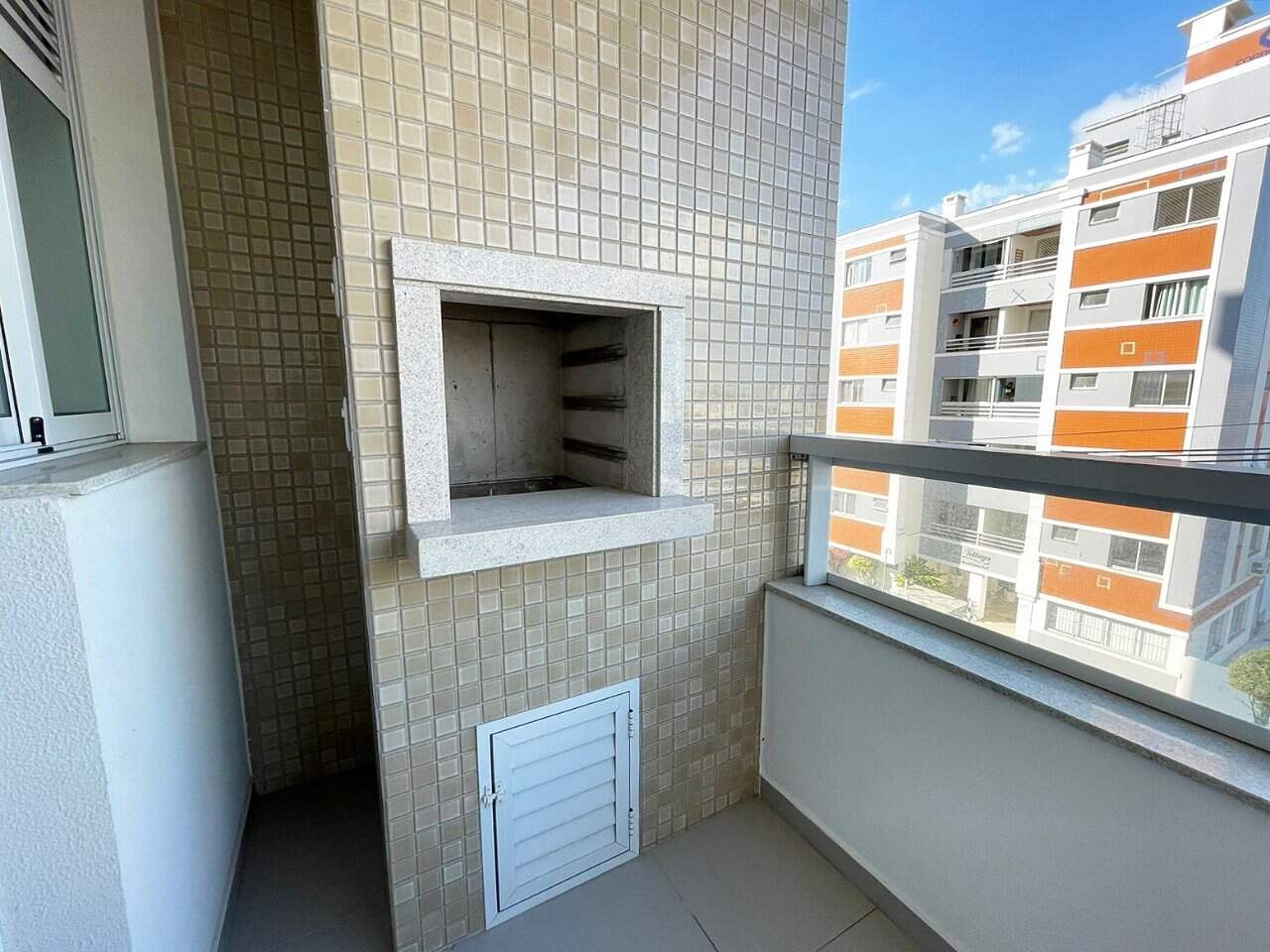 Apartamento à venda no Capoeiras: 