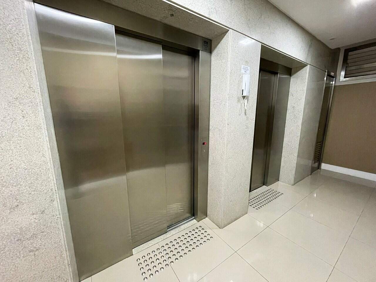 Apartamento à venda no Capoeiras: 