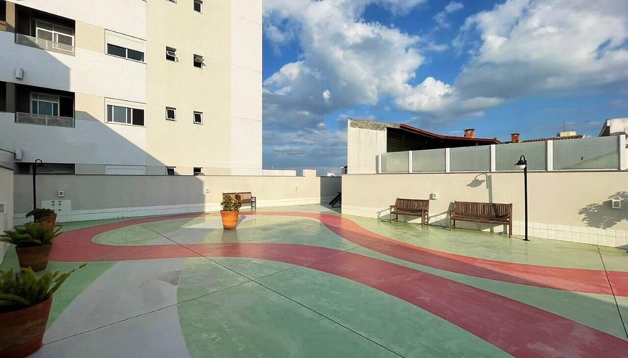 Apartamento à venda no Capoeiras: 