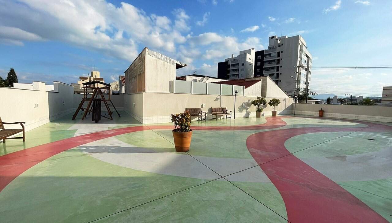 Apartamento à venda no Capoeiras: 