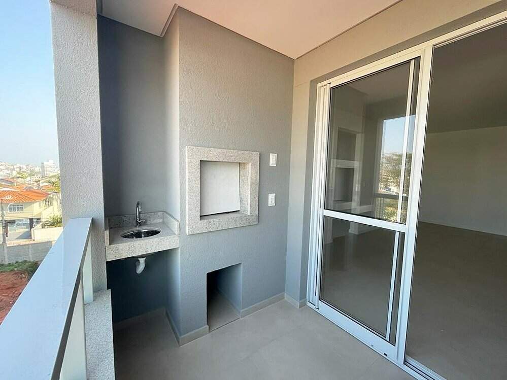 Apartamento à venda no Capoeiras: 