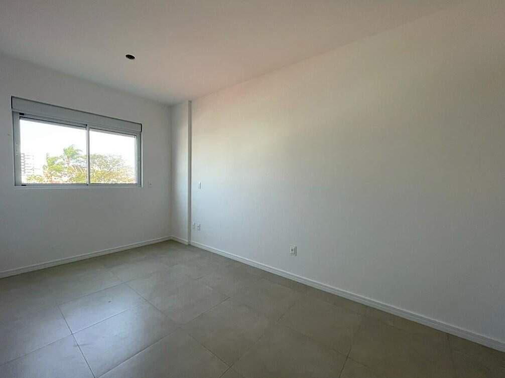 Apartamento à venda no Capoeiras: 