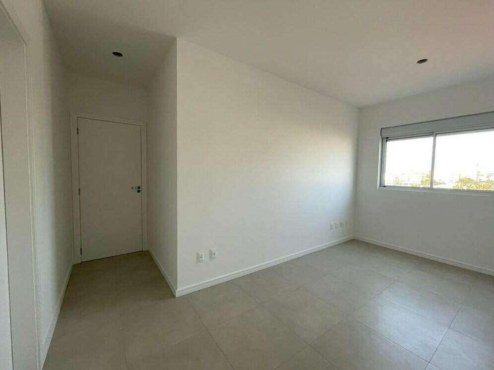 Apartamento à venda no Capoeiras: 
