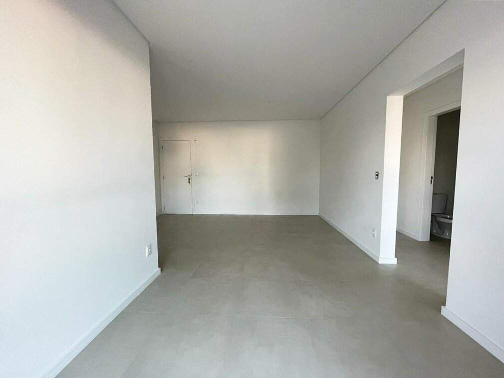 Apartamento à venda no Capoeiras: 