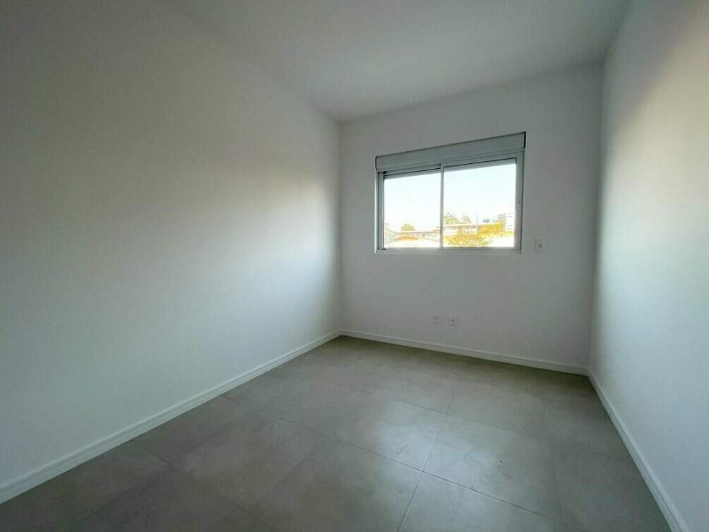 Apartamento à venda no Capoeiras: 
