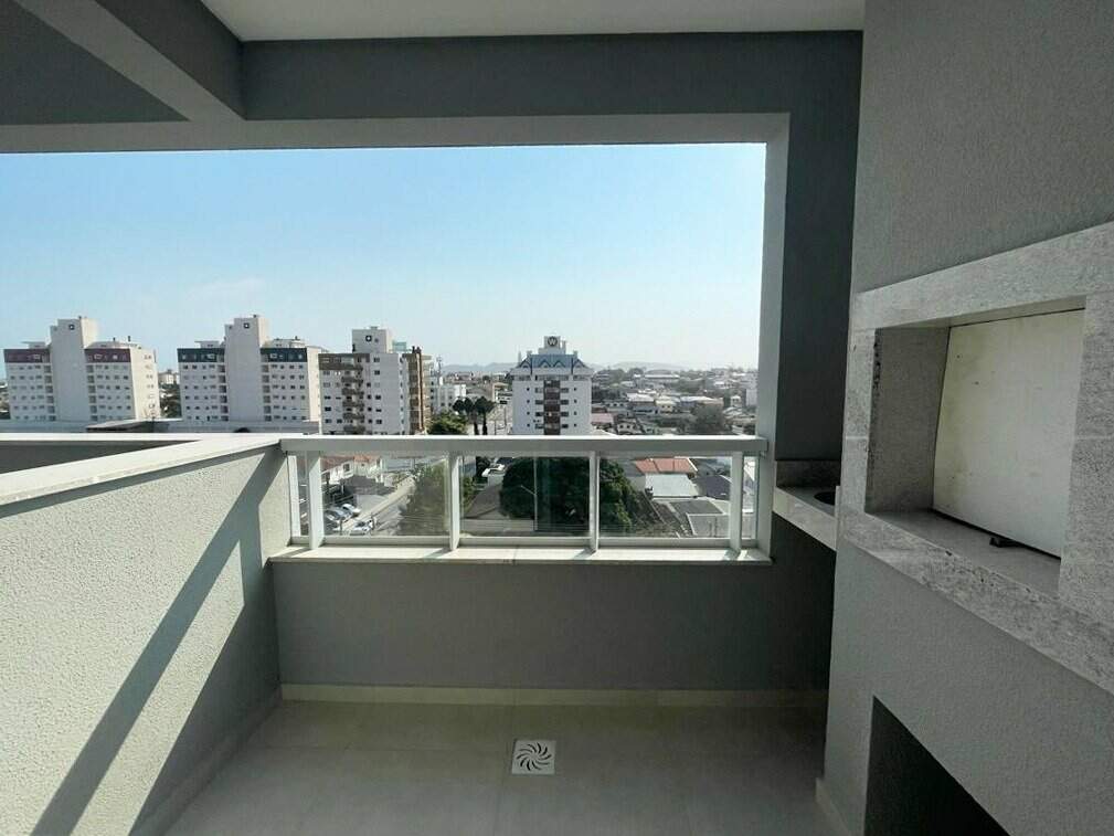 Apartamento à venda no Capoeiras: 