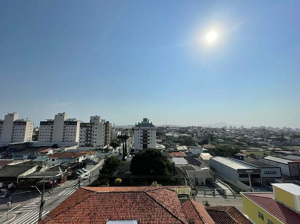 Apartamento à venda no Capoeiras: 