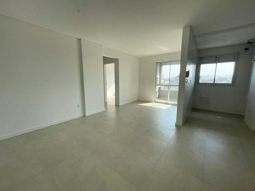 Apartamento à venda no Capoeiras: 