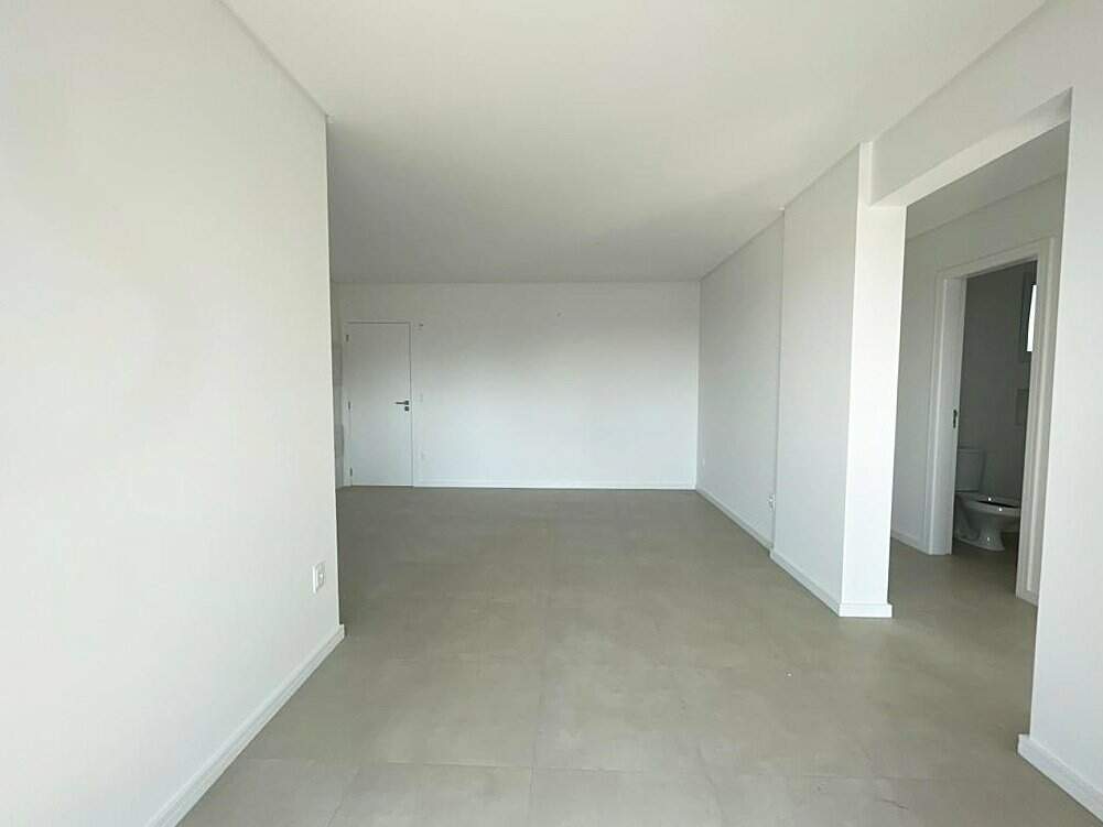 Apartamento à venda no Capoeiras: 