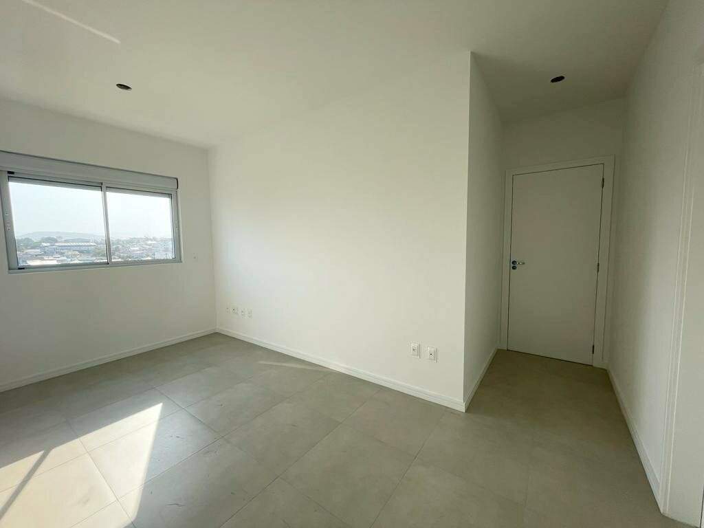 Apartamento à venda no Capoeiras: 