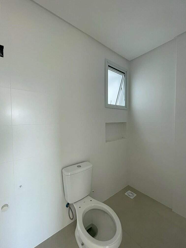 Apartamento à venda no Capoeiras: 
