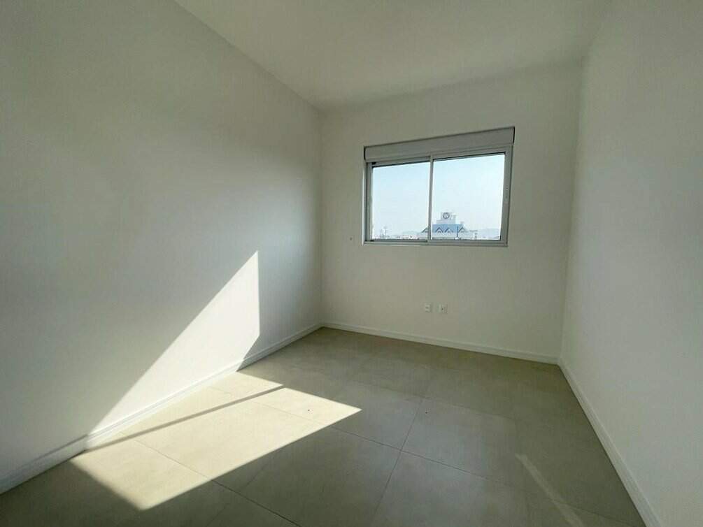 Apartamento à venda no Capoeiras: 