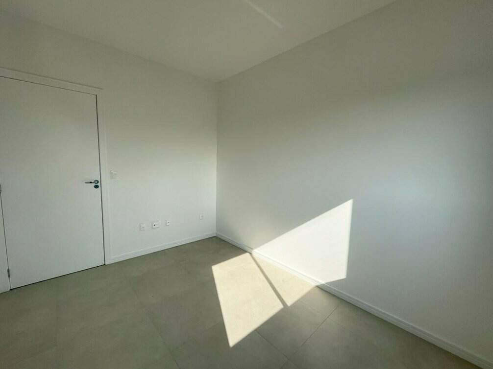 Apartamento à venda no Capoeiras: 