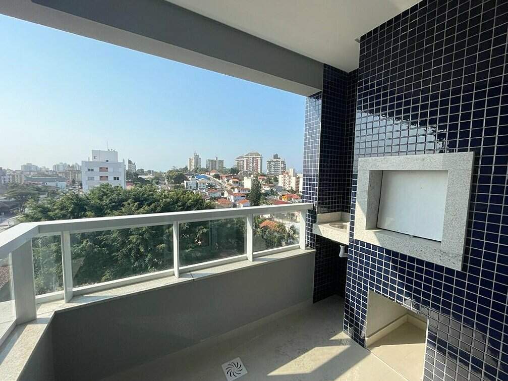 Apartamento à venda no Capoeiras: 