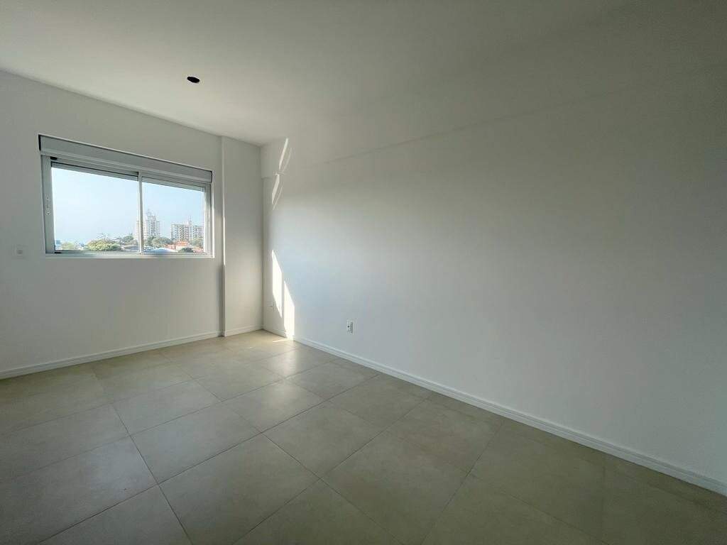 Apartamento à venda no Capoeiras: 