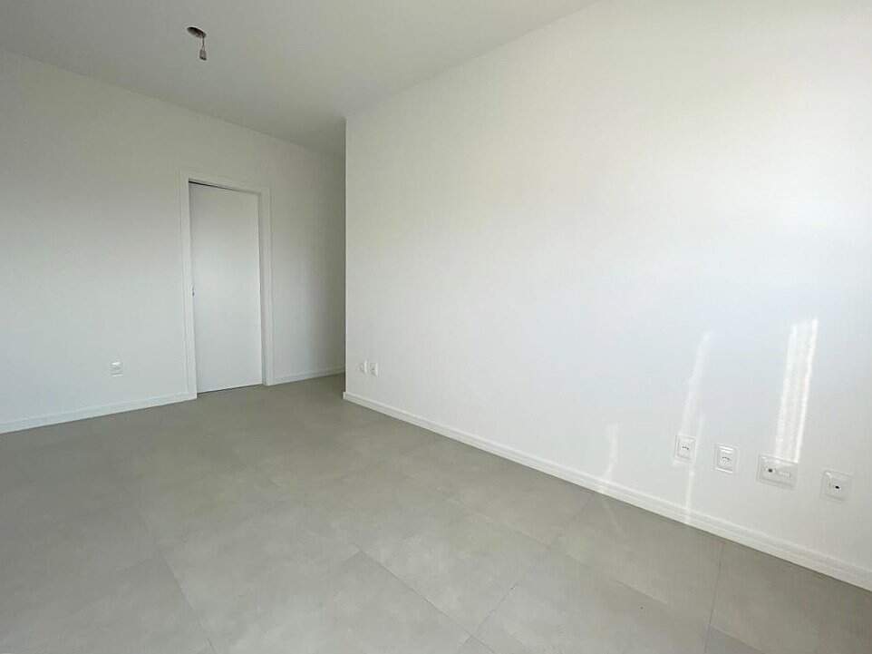 Apartamento à venda no Capoeiras: 
