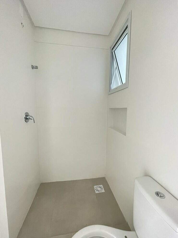 Apartamento à venda no Capoeiras: 