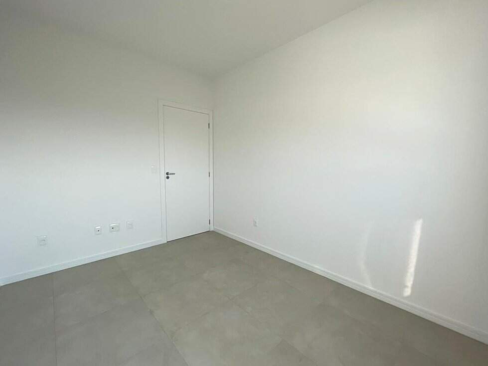 Apartamento à venda no Capoeiras: 