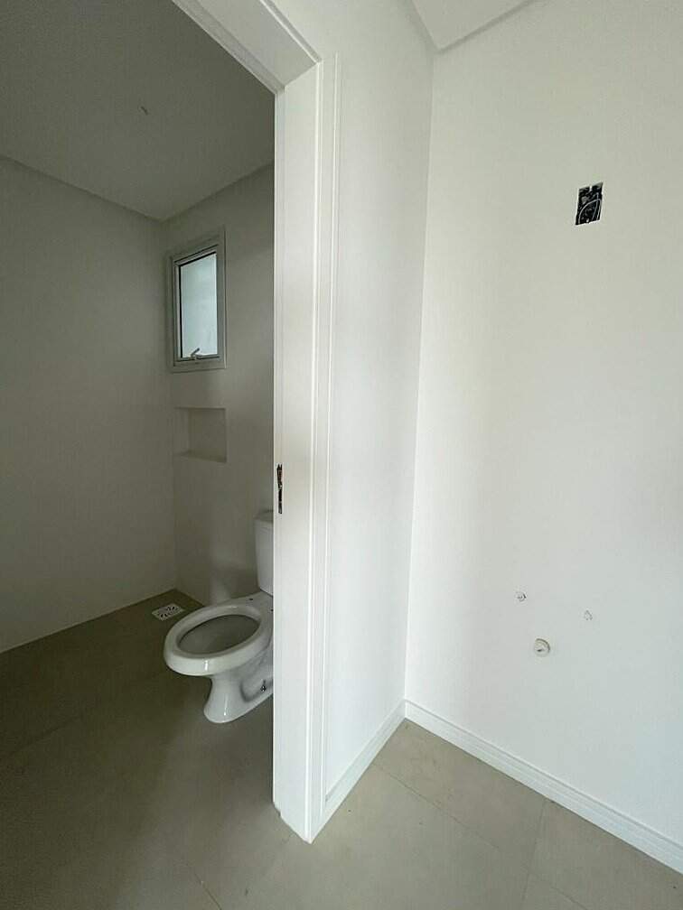 Apartamento à venda no Capoeiras: 