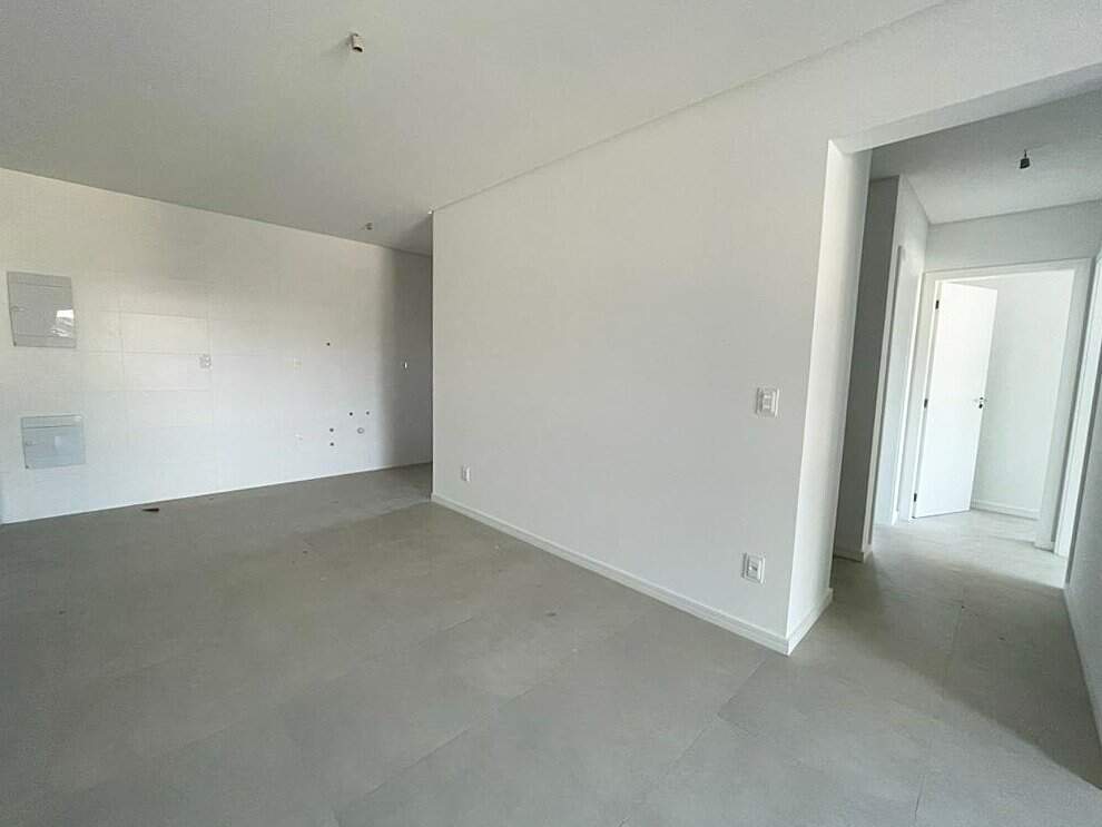 Apartamento à venda no Capoeiras: 