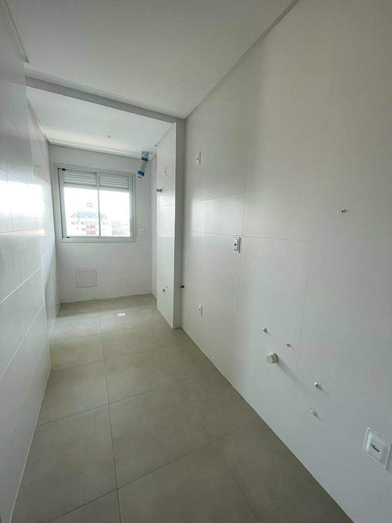 Apartamento à venda no Capoeiras: 