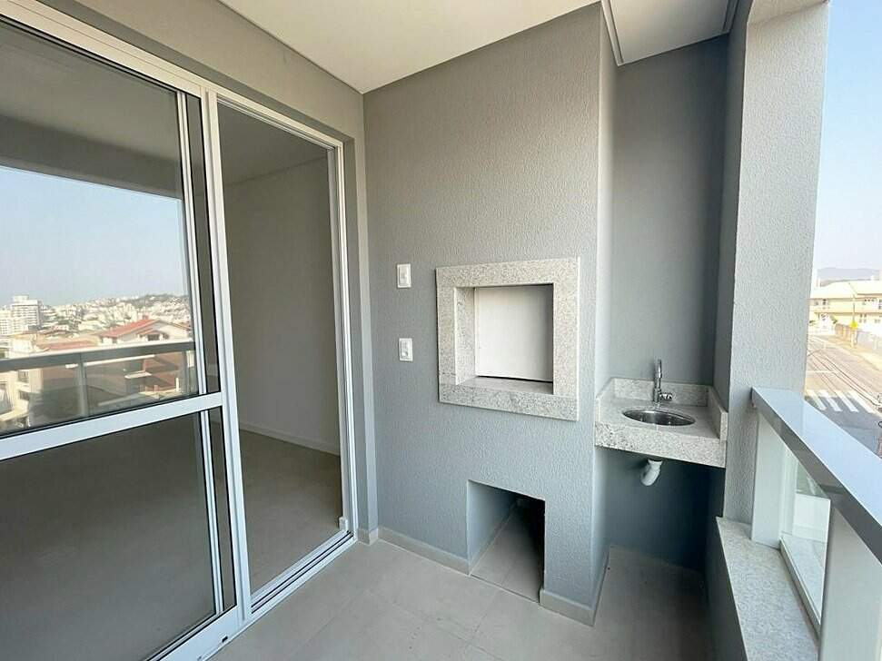 Apartamento à venda no Capoeiras: 