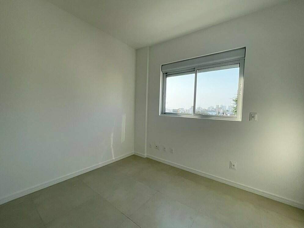 Apartamento à venda no Capoeiras: 