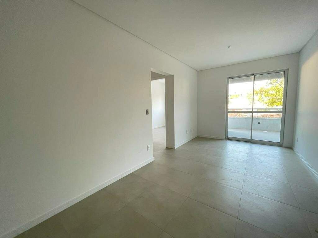 Apartamento à venda no Capoeiras: 