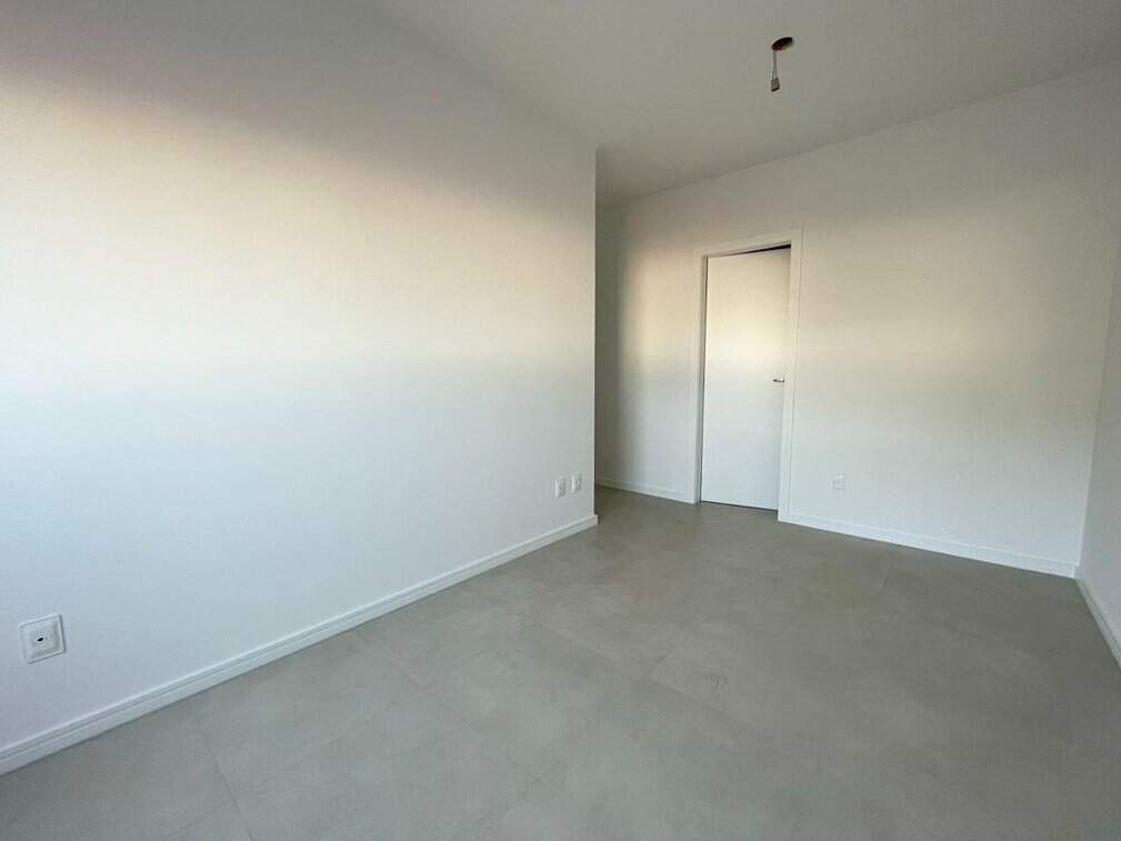 Apartamento à venda no Capoeiras: 