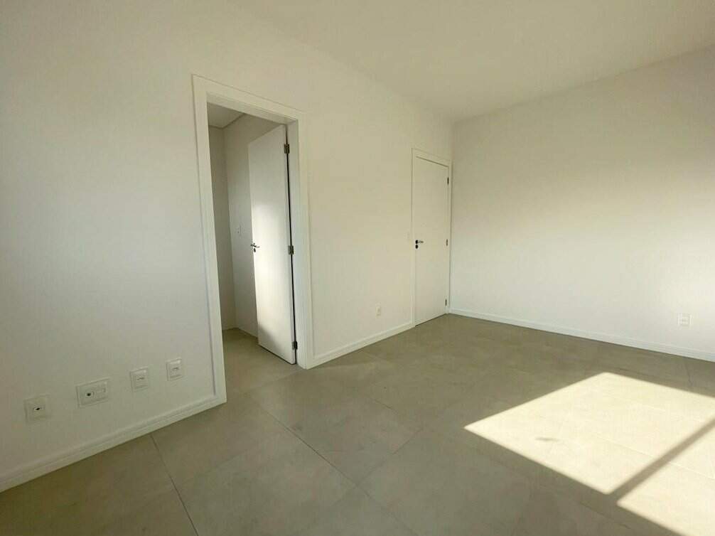 Apartamento à venda no Capoeiras: 