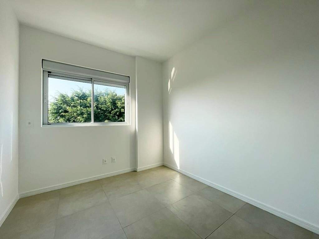 Apartamento à venda no Capoeiras: 