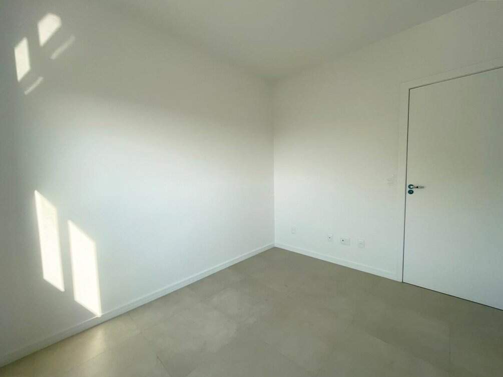 Apartamento à venda no Capoeiras: 