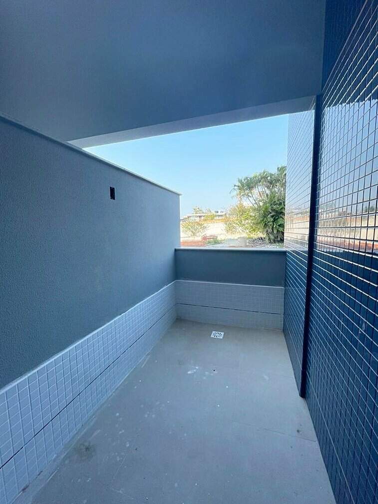Apartamento à venda no Capoeiras: 