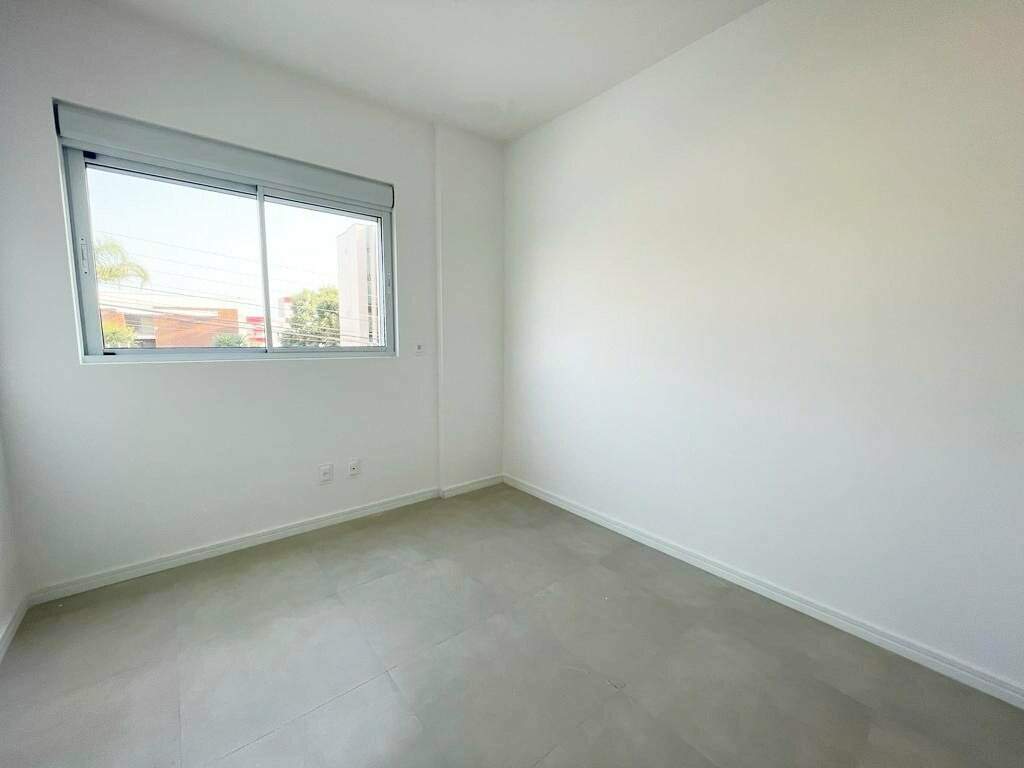 Apartamento à venda no Capoeiras: 