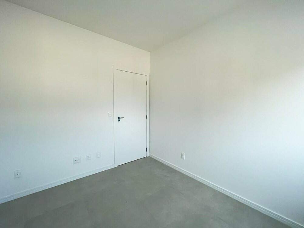 Apartamento à venda no Capoeiras: 
