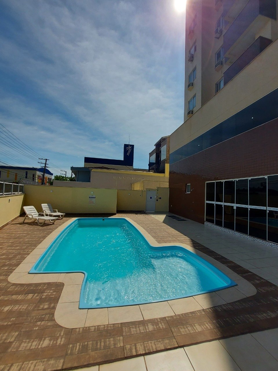 Apartamento à venda no Costeira do Pirajubaé: 