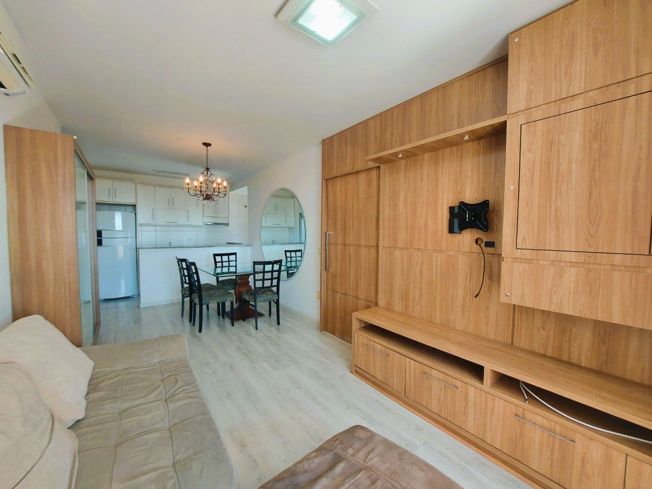 Apartamento à venda no Costeira do Pirajubaé: 