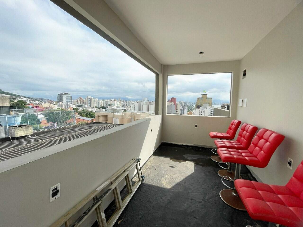Casa à venda no Centro: 