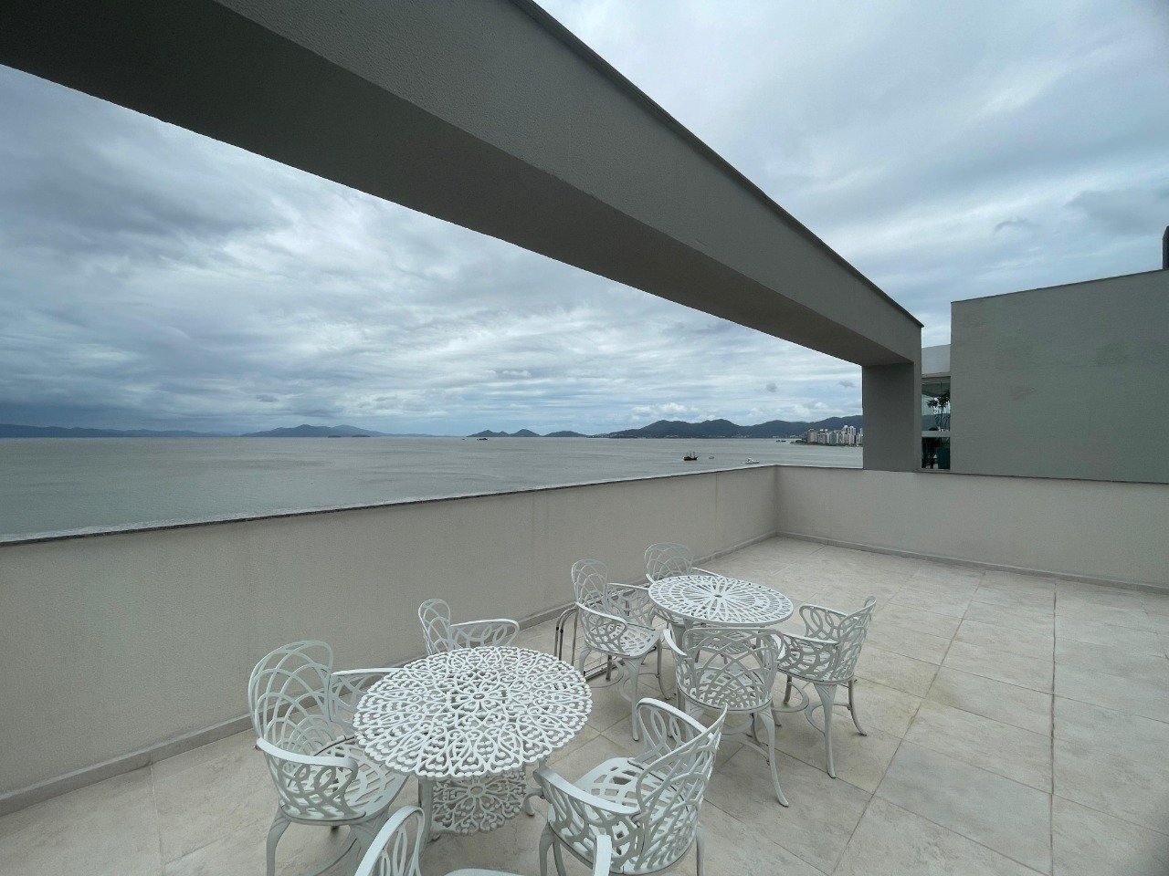 Cobertura duplex à venda no Centro: 