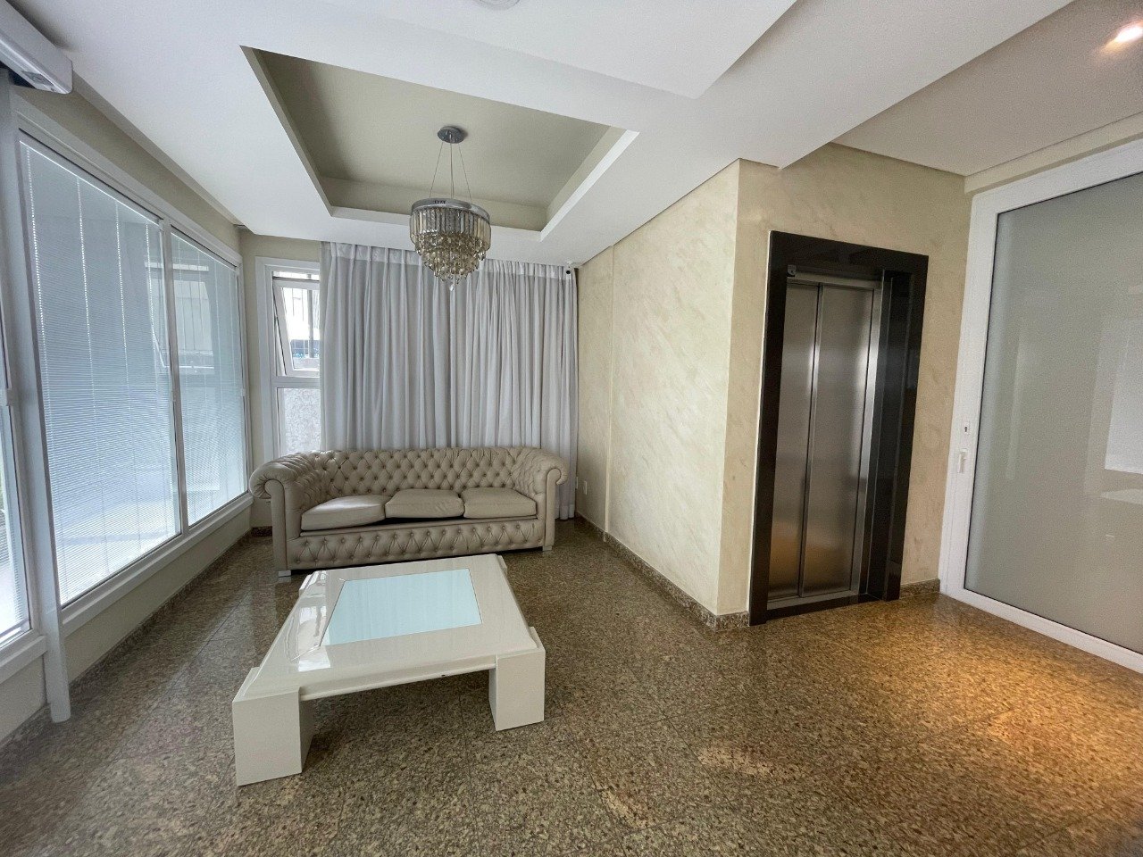 Cobertura duplex à venda no Centro: 