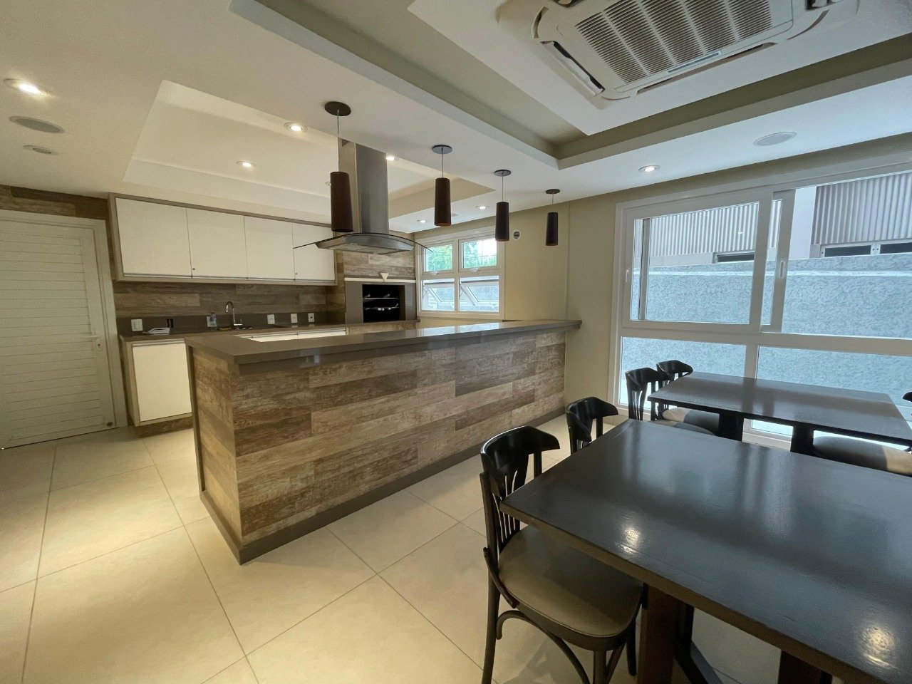 Cobertura duplex à venda no Centro: 