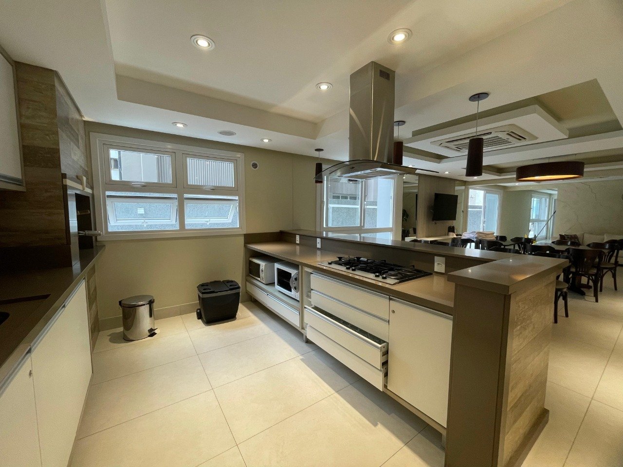 Cobertura duplex à venda no Centro: 