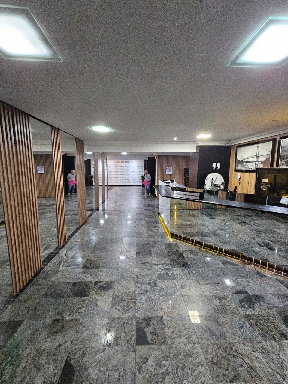 Salas/Conjuntos à venda no Centro: 