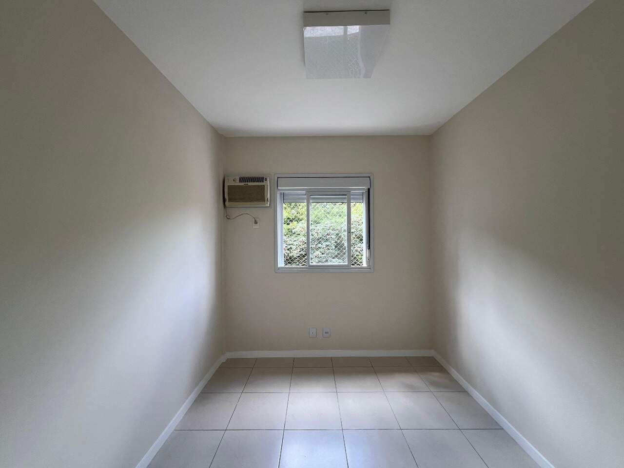 Apartamento para aluguel no Itacorubi: 